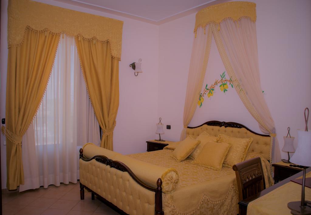 Venus Park Hotel Castel Volturno Exterior photo